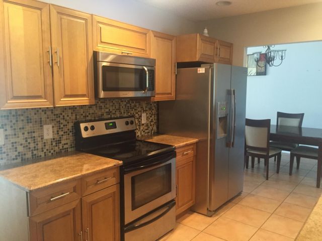 Home for rent at 4135 Bay Laurel Way - photo 6644424