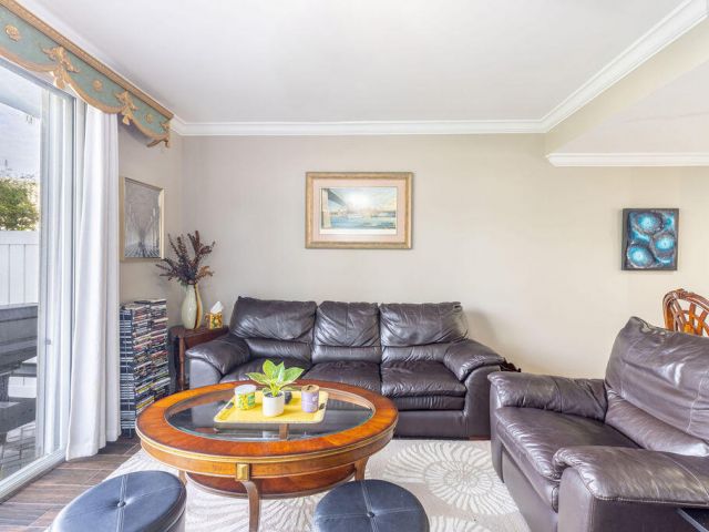 Home for rent at 1038 Jeffery Street - photo 6644483