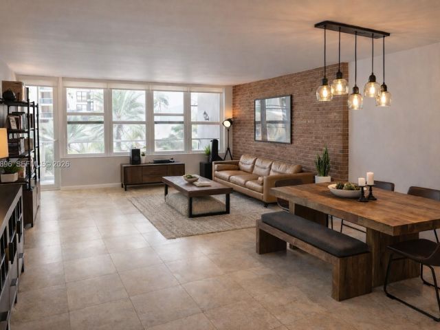 1-bedroom condo for sale in Miami Beach - 5700 Collins Ave 3M - MondialRealty