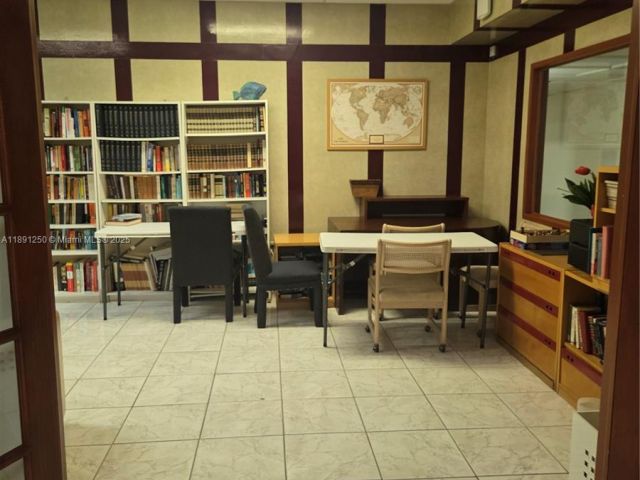 Apartment for rent  Unit #L18 - photo 7442065