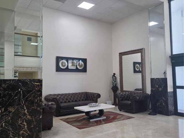 Apartment for rent  Unit #L18 - photo 7442067