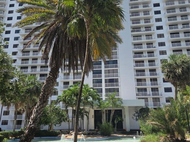 Apartment for rent  Unit #L18 - photo 7442069