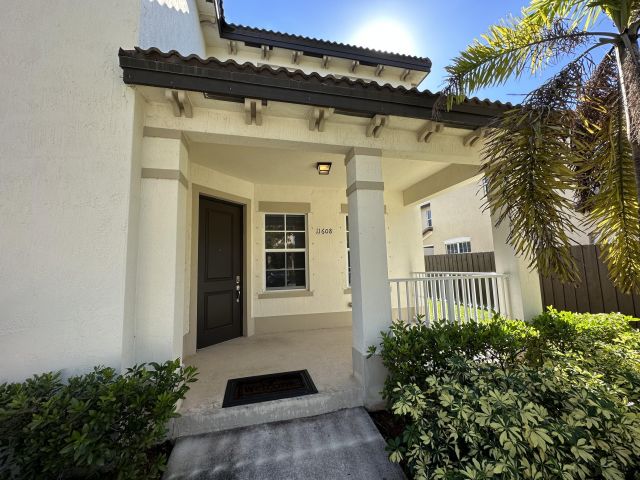 Home for rent at 11608 Sw 246th Terrace - photo 6802512