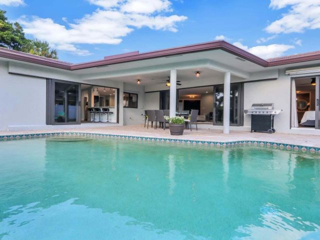 Home for rent at 1501 Banyan Road - photo 6644462