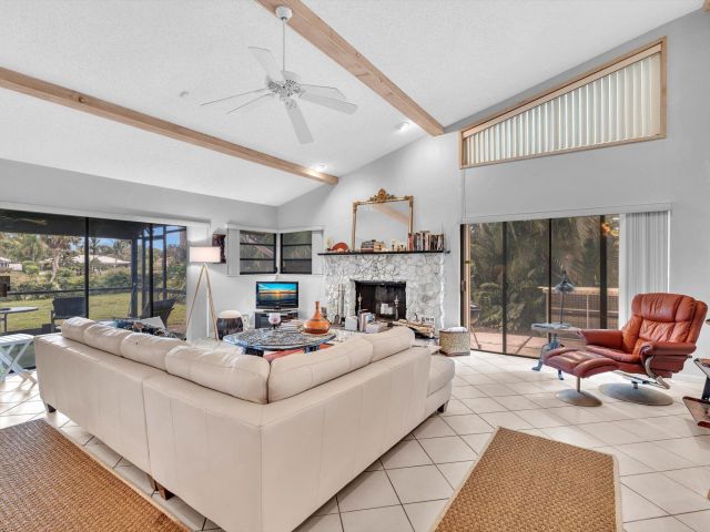 Home for sale at 3537 Lakeview Drive - photo 6631905