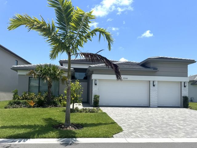 Home for sale at 20144 Castle Stuart Avenue - photo 6644511