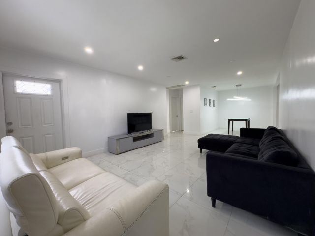 Home for sale at 1602 N 23 Avenue - photo 6644950