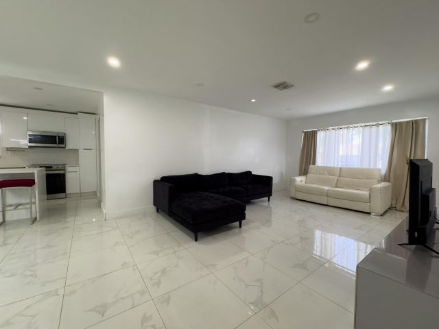 Home for sale at 1602 N 23 Avenue - photo 6644951