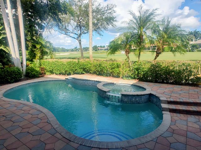 Home for sale at 8421 Egret Lakes Lane - photo 6666503