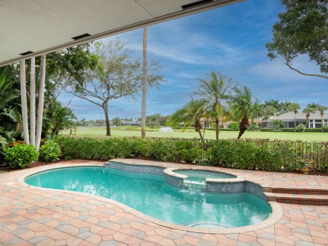 Home for sale at 8421 Egret Lakes Lane - photo 6666504