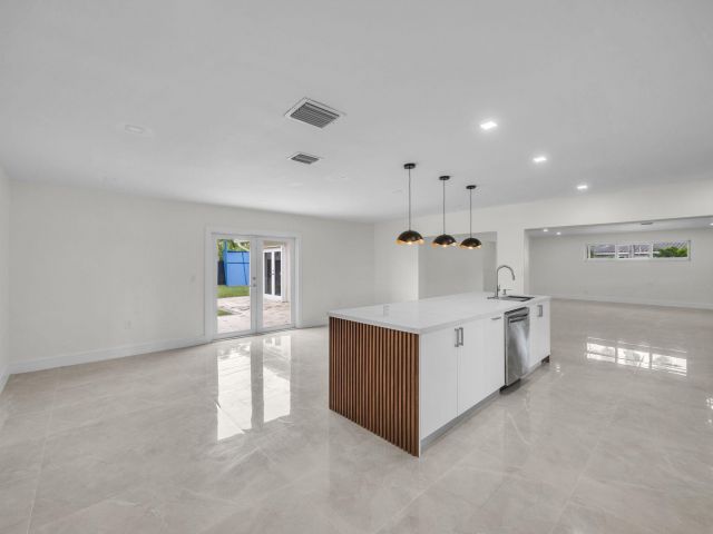 Home for sale at 21020 Highland Lakes Boulevard - photo 6705999