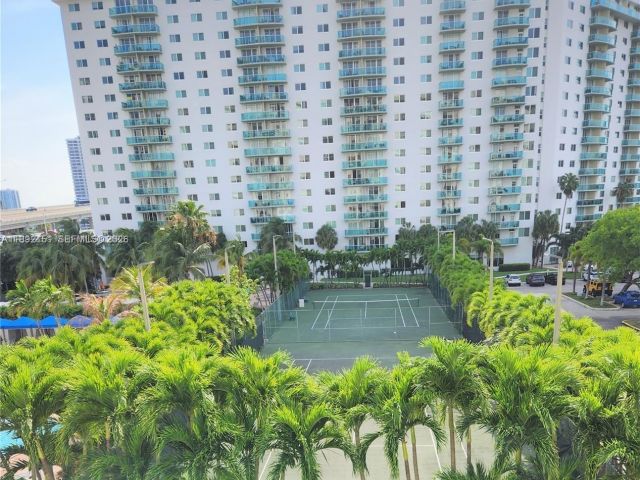1-bedroom condo for sale in Sunny Isles Beach -  - MondialRealty