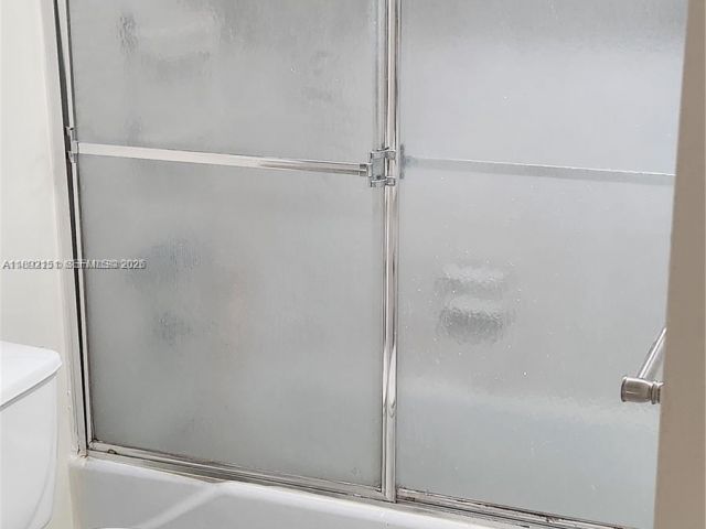 1-bedroom condo for sale in Sunny Isles Beach -  - MondialRealty