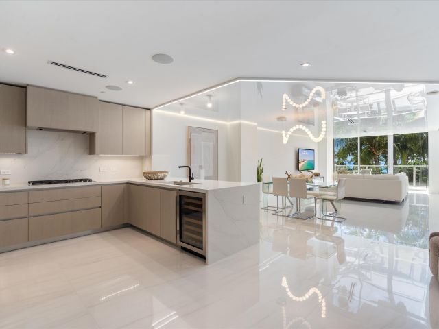 Apartment for sale  Unit #N201 - photo 6635837