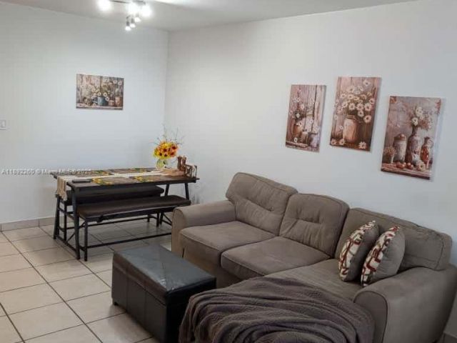 Apartment for sale  Unit #736 - photo 7443703