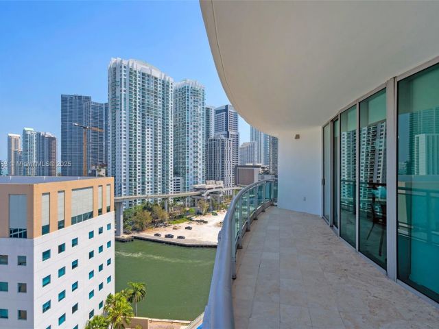 Apartment for sale  Unit #1601 - photo 6630029