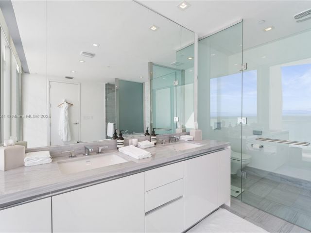 Apartment for sale  Unit #805 - photo 6633960