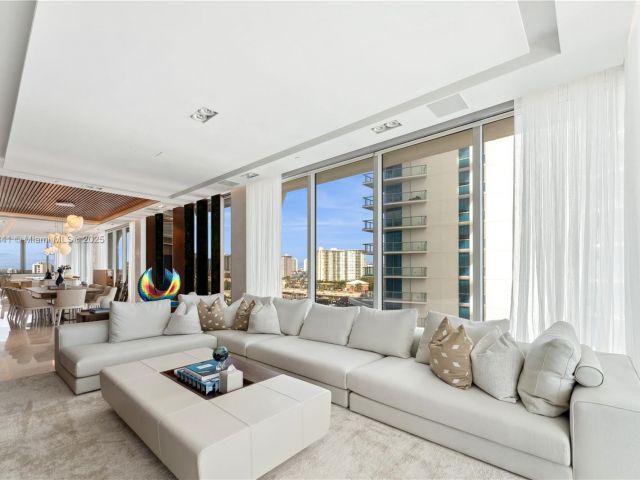 Apartment for sale  Unit #805 - photo 6633974