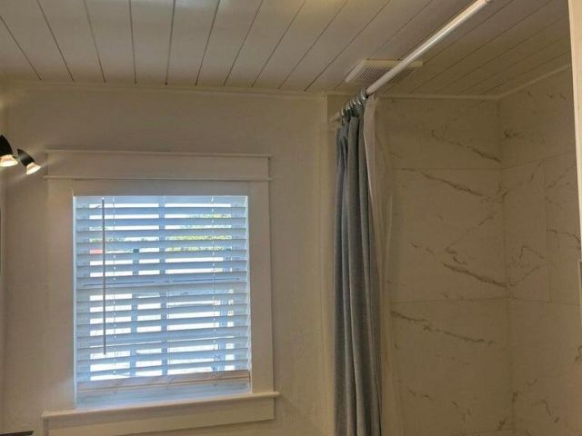 Home for rent at 820 30th Street - photo 6656383