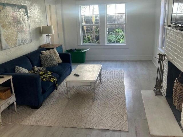 Home for rent at 820 30th Street - photo 6656396