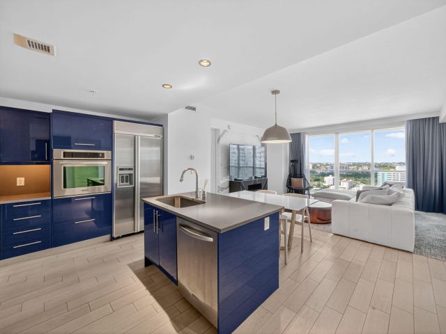 Apartment for sale  Unit #2106 - photo 6633923