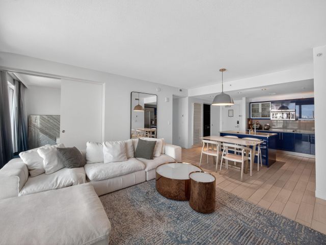 Apartment for sale  Unit #2106 - photo 6633924