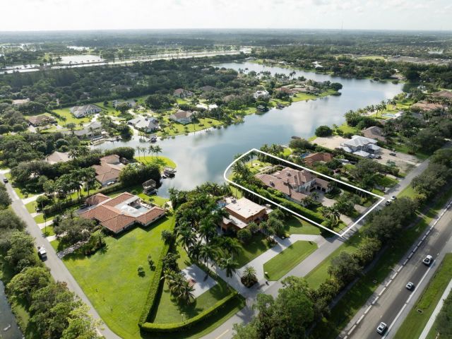 Home for sale at 9006 Wendy Lane W - photo 6660646