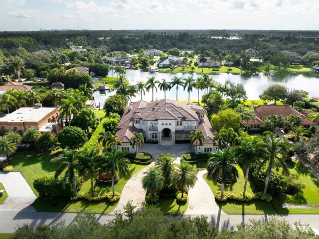 Home for sale at 9006 Wendy Lane W - photo 6660649