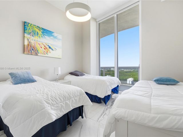 Apartment for sale  Unit #3705 - photo 6676979