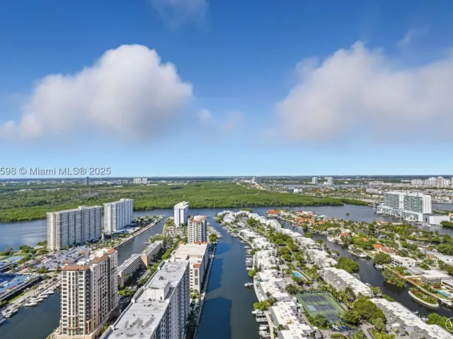 2-bedroom condo for sale in Sunny Isles Beach - 16001 Collins Ave 3705 - MondialRealty