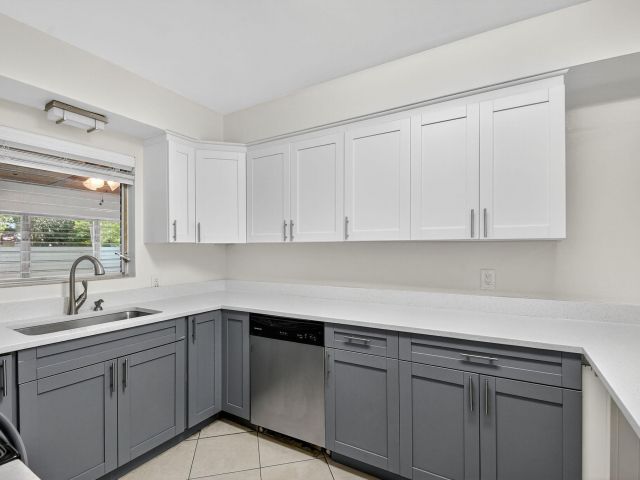 Home for rent at 5009 Spruce Avenue - photo 6635271