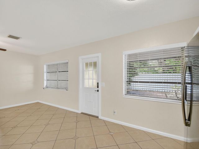 Home for rent at 5009 Spruce Avenue - photo 6635273