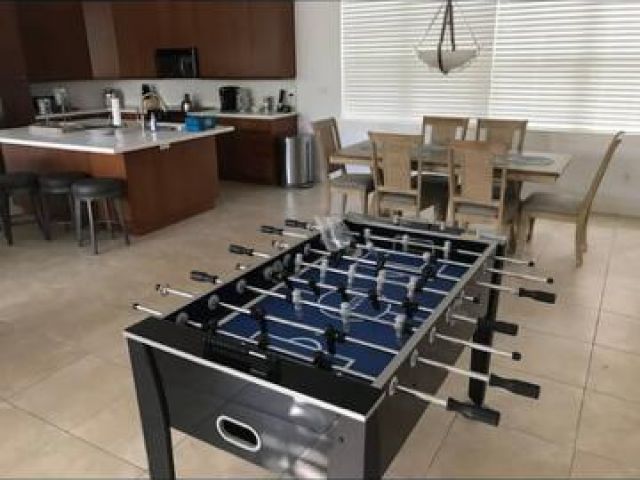 Home for rent at 519 SW 5th Avenue 519a - photo 6642564