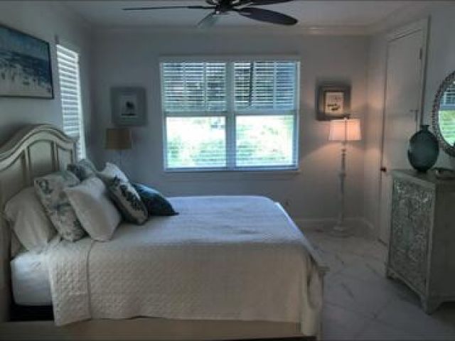 Home for rent at 519 SW 5th Avenue 519a - photo 6642569