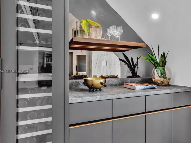 3-bedroom condo for sale in Miami - 888 Biscayne Blvd PH 5704 - MondialRealty