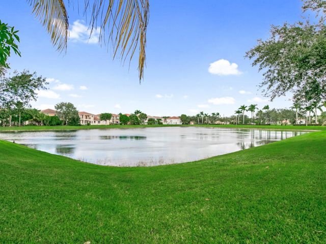 Home for sale at 514 Cresta Circle - photo 6632227