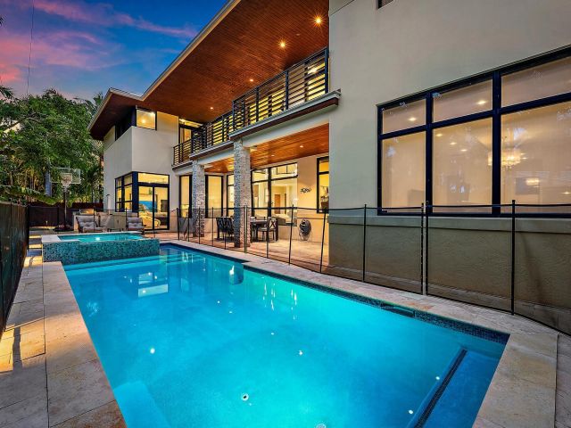 Home for sale at 2832 NE 21st Court - photo 6642560