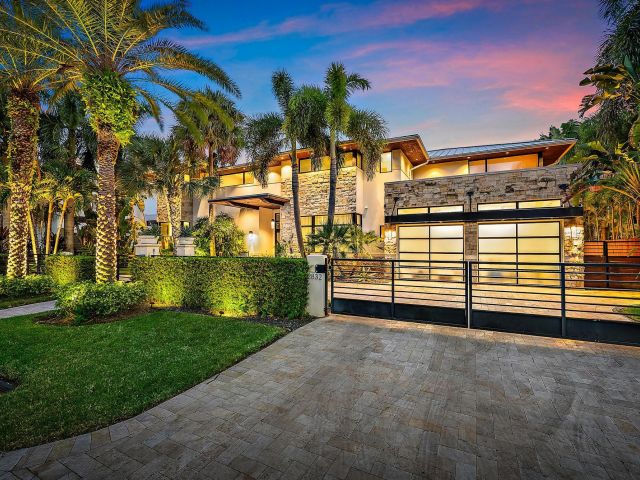 Home for sale at 2832 NE 21st Court - photo 6642561