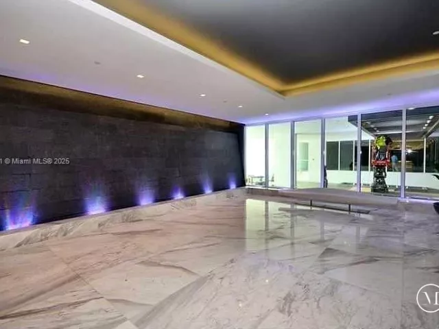 2-bedroom condo for rent in Sunny Isles Beach - 400 Sunny Isles Blvd 1621 - MondialRealty