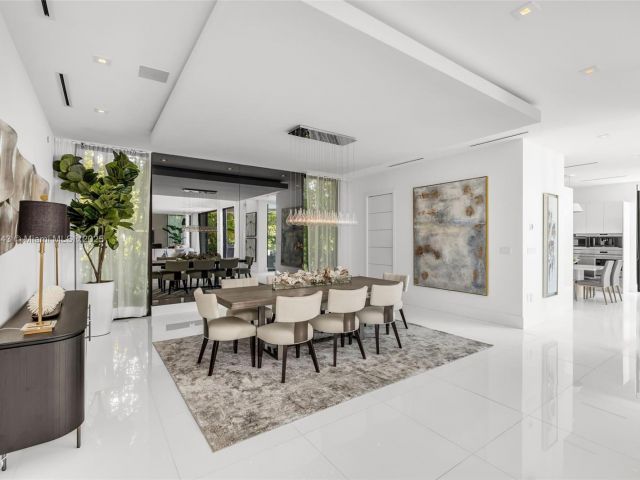 Home for rent at 124 Park Dr 0 - photo 6698780