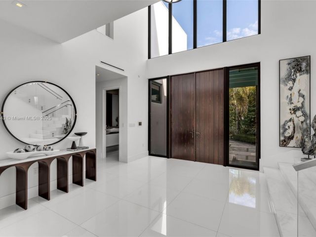 Home for rent at 124 Park Dr 0 - photo 6698787