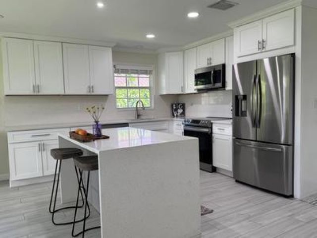 Home for sale at 3127 Lakeview Boulevard - photo 6634838