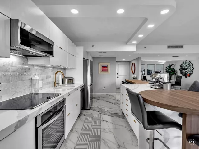 Apartment for sale  Unit #511 - photo 6634727