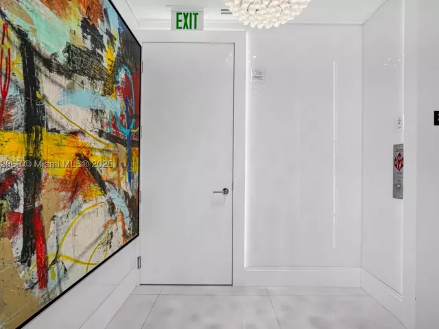4-bedroom condo for sale in Bal Harbour - 9701 Collins Ave 2103S - MondialRealty