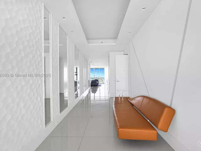 4-bedroom condo for sale in Bal Harbour - 9701 Collins Ave 2103S - MondialRealty