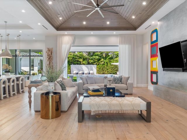 Home for sale at 501 NW 9th Street - photo 6677792