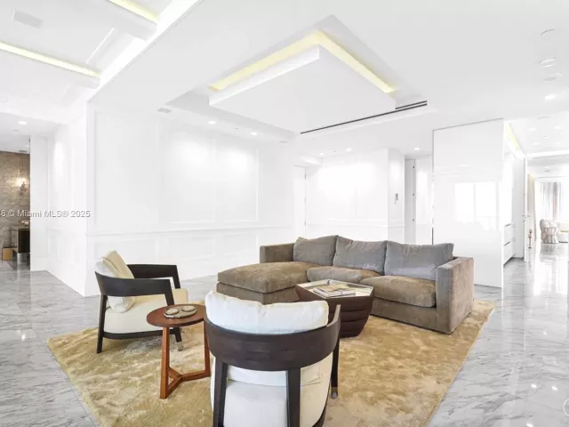 3-bedroom condo for sale in Bal Harbour - 9701 Collins Ave 2104S - MondialRealty