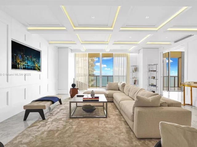 3-bedroom condo for sale in Bal Harbour - 9701 Collins Ave 2104S - MondialRealty