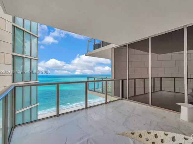 3-bedroom condo for sale in Bal Harbour - 9701 Collins Ave 2104S - MondialRealty