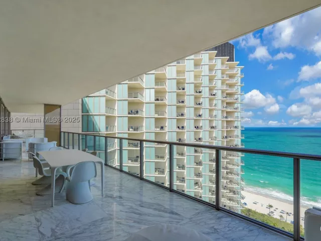 3-bedroom condo for sale in Bal Harbour - 9701 Collins Ave 2104S - MondialRealty